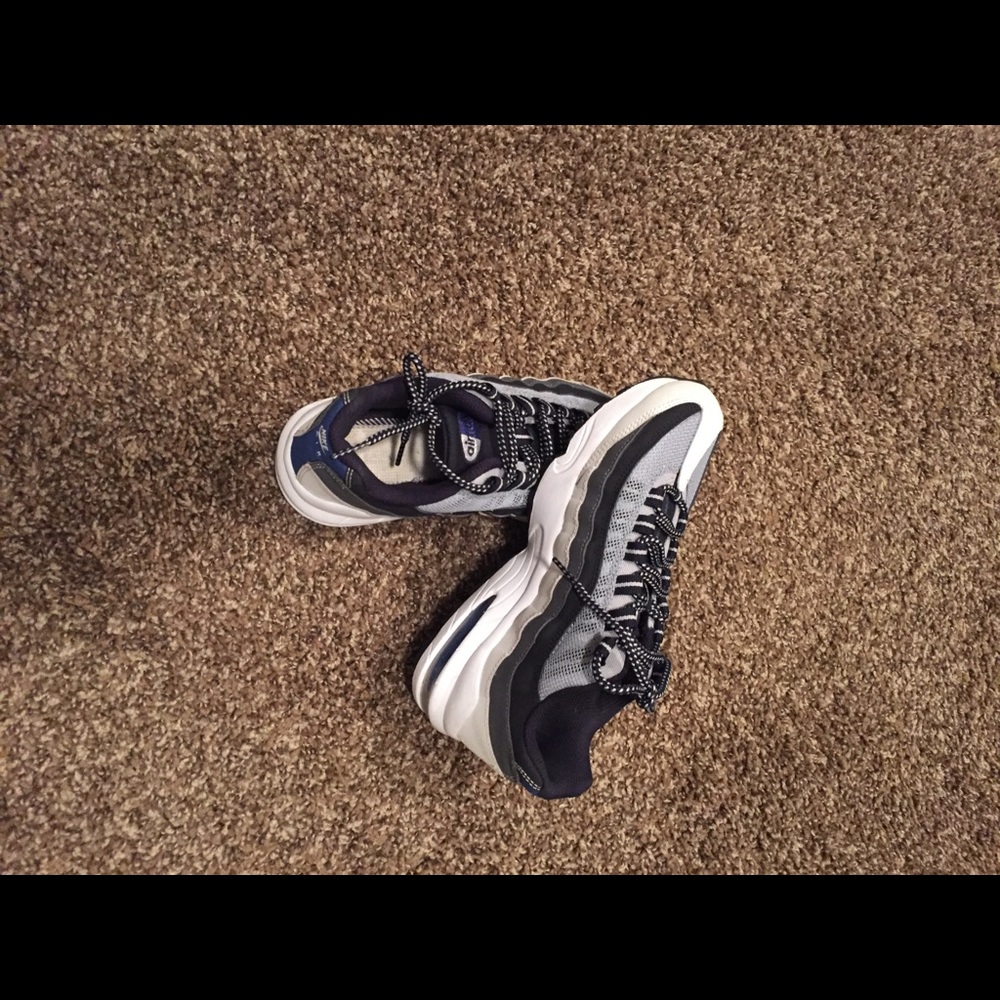 Size 5.5 Airmax 95